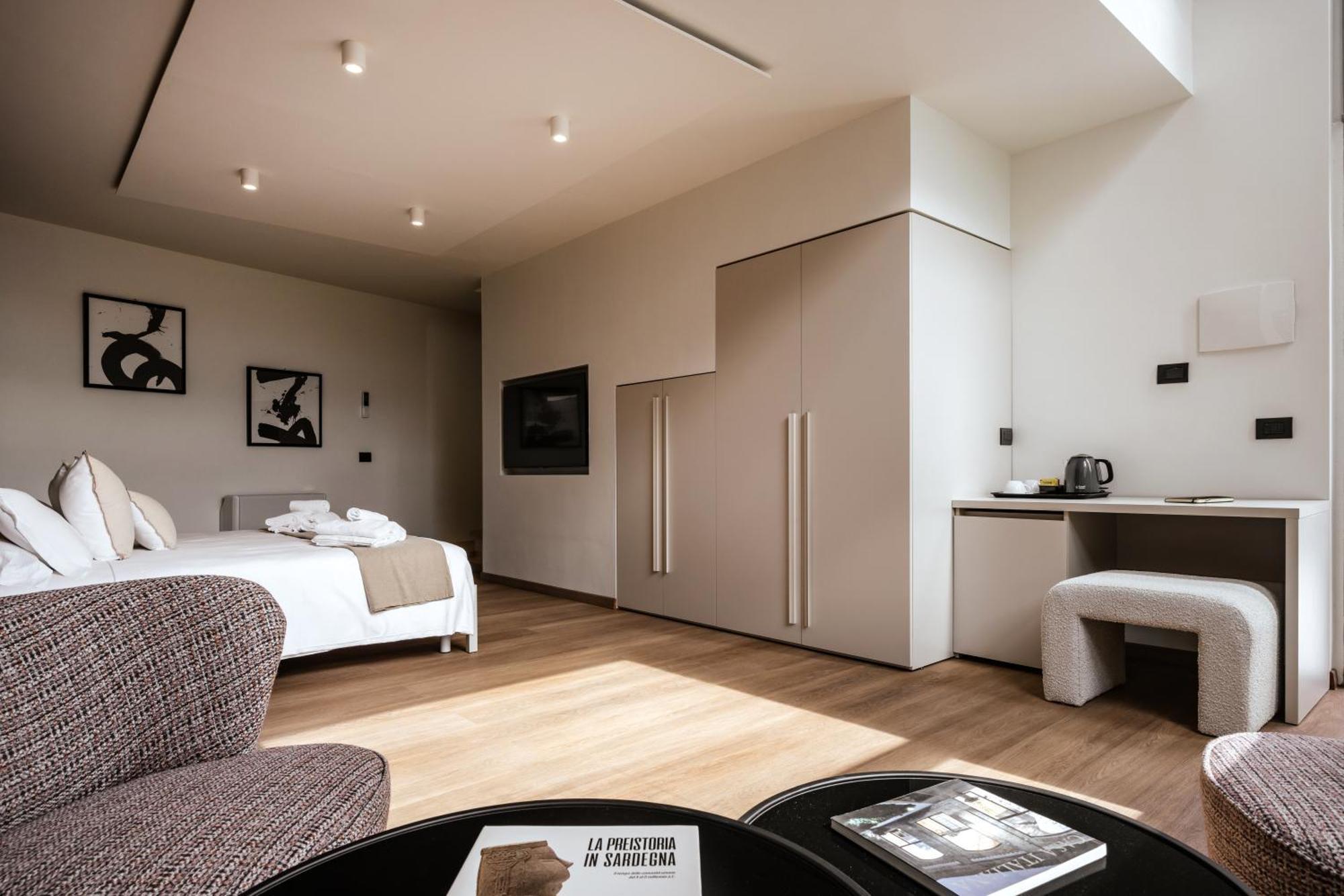 Rh Lifestyle Rooms & Suites Olbia Extérieur photo